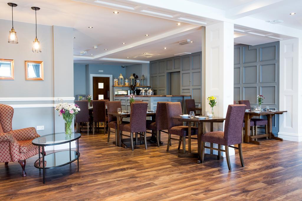 The Gateway Hotel
